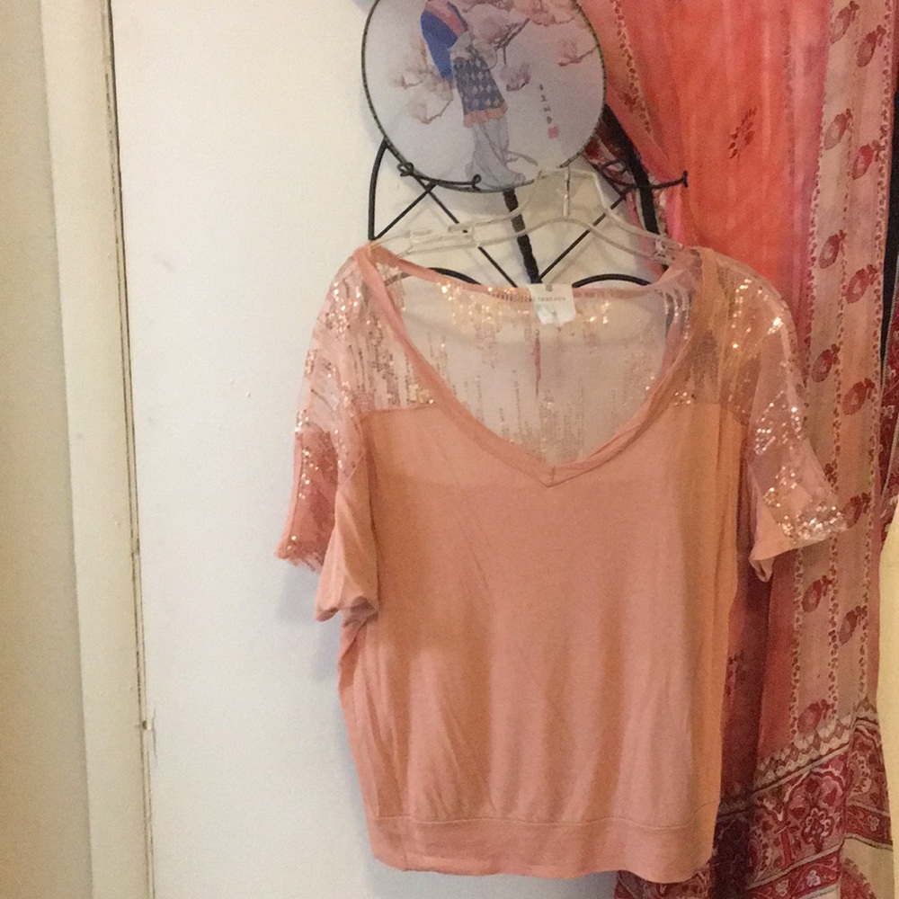 Must be bundled. May be Vintage. Threads Dusty Rose Sequin Tee - Picture 1 of 6